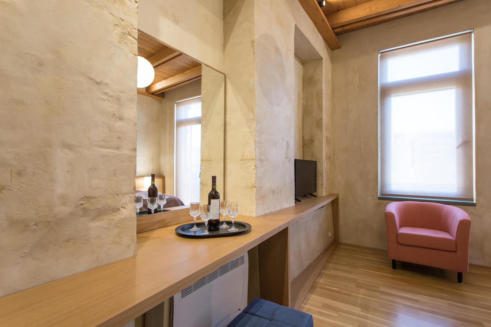 Polixeny'S Suites Chania  Exterior photo